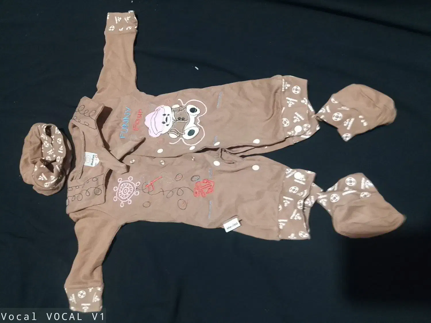 لباس نوزادی و دخترانه|کفش و لباس بچه|پاکدشت, پاکدشت (مامازند)|دیوار