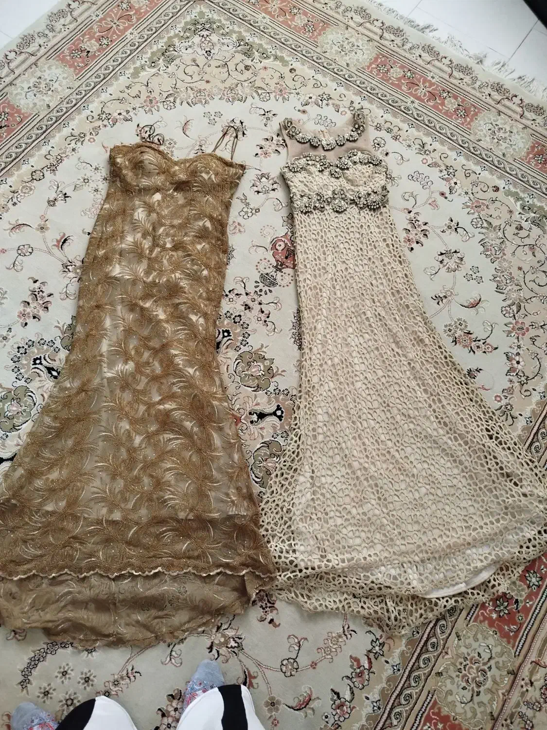 لباس مجلسی دو عدد|لباس|باغستان, |دیوار