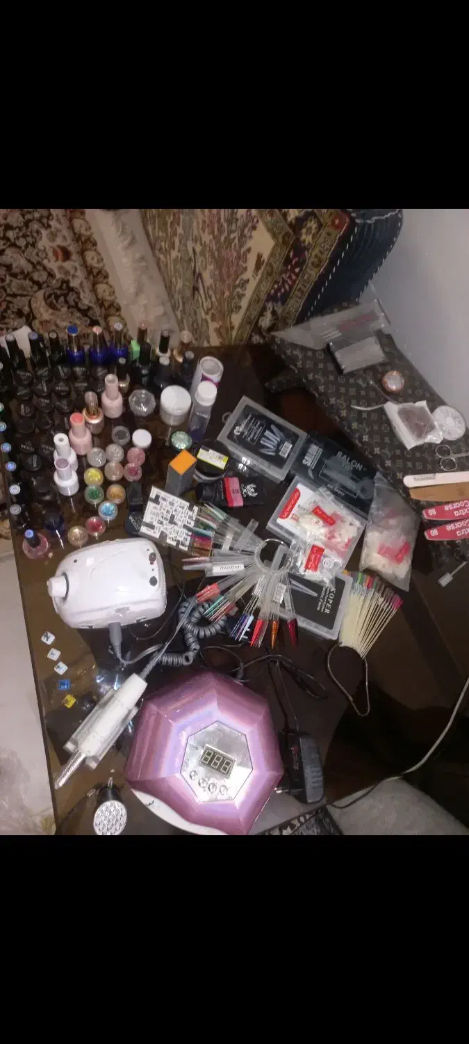 فروش وسایل کامل کاشت ناخن به صورت یکجا|آرایشی، بهداشتی، درمانی|قم, نوقطار|دیوار