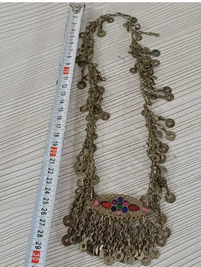 گردنی و دستبند های ورشو بسیار قدیمی|کلکسیون اشیاء عتیقه|دماوند, گیلاوند|دیوار