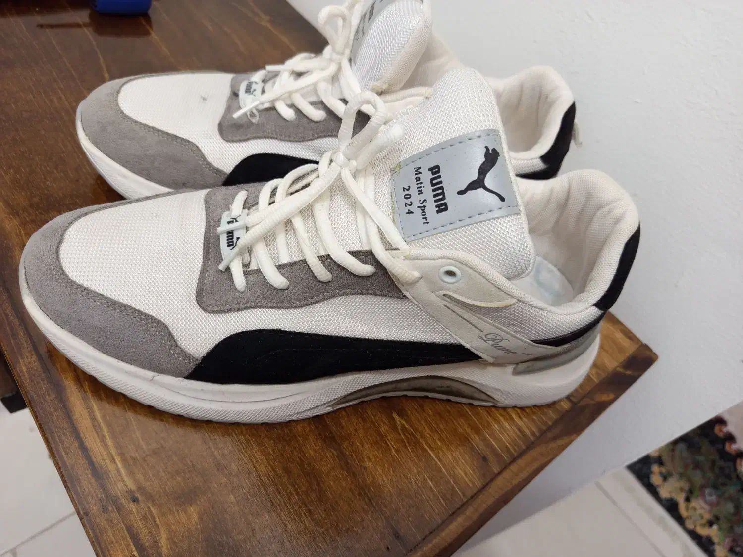 کفش طرح پوما|کیف، کفش، کمربند|پرند, فاز ۲|دیوار