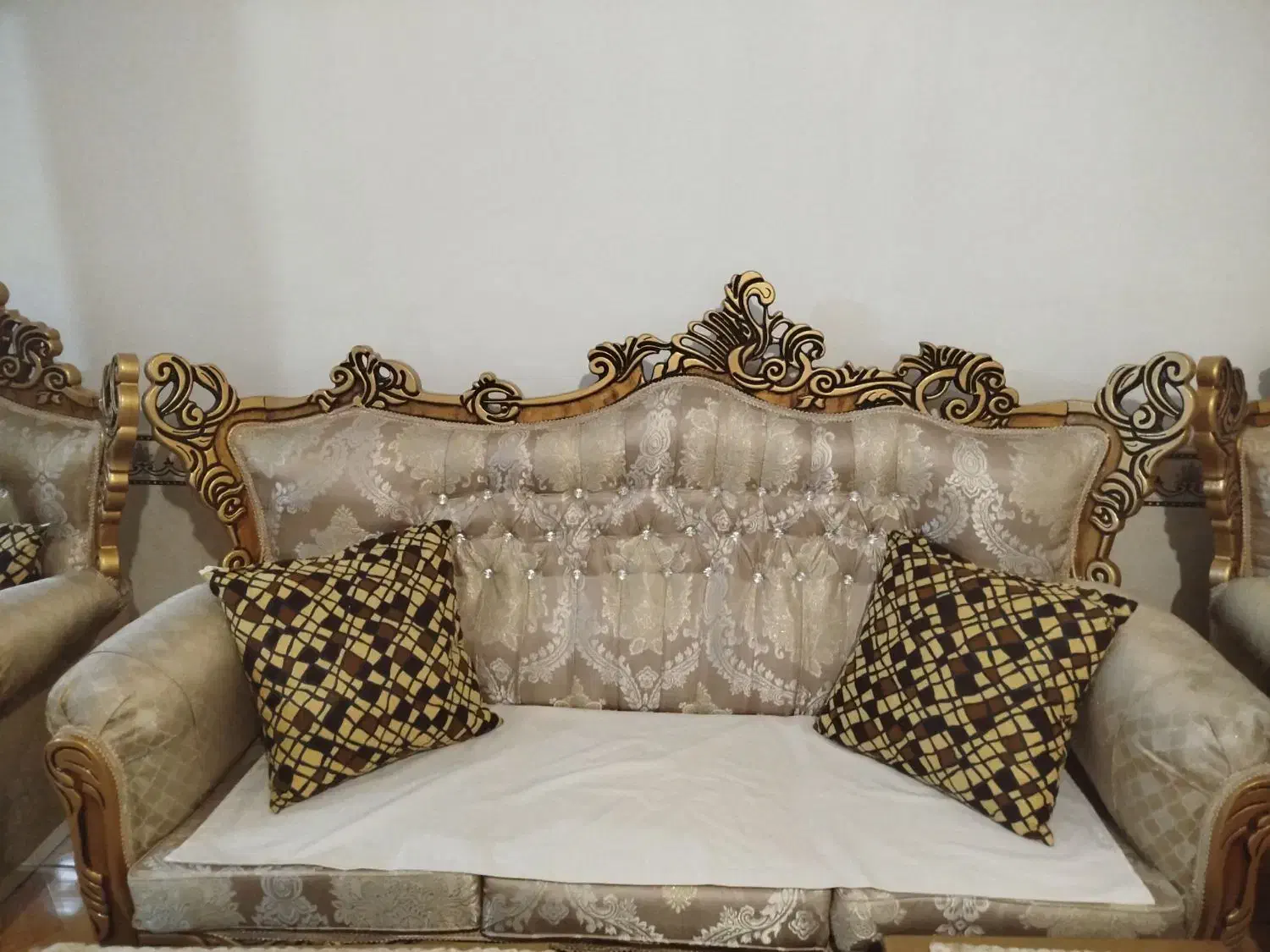 مبل|مبلمان خانگی و میز عسلی|رباط‌کریم, نصیرشهر|دیوار