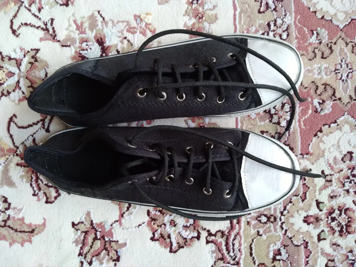 کفش کتونی نو ۲۰۰ تومان|کیف، کفش، کمربند|لاهیجان, حاجی آباد|دیوار