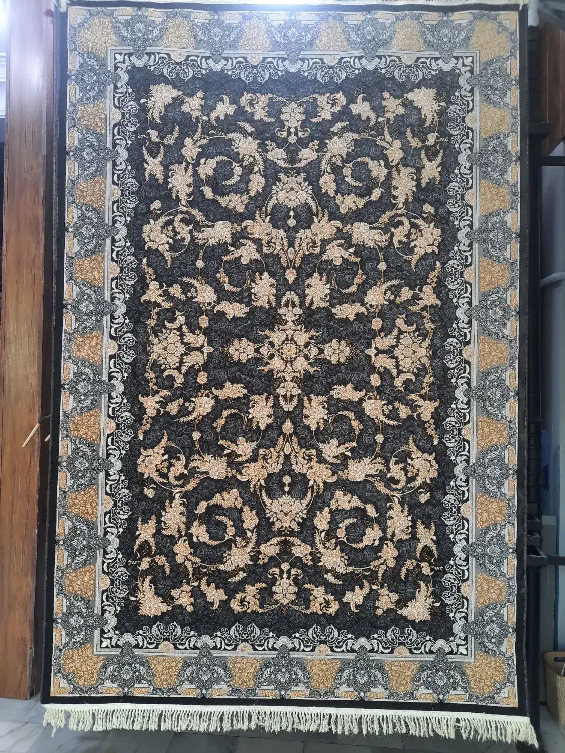 ۲عددفرش۶متری۷۰۰شانه۲۵۵۰ واقعی نخ۱۰۰٪اکریلیک|فرش|مشکیندشت, |دیوار