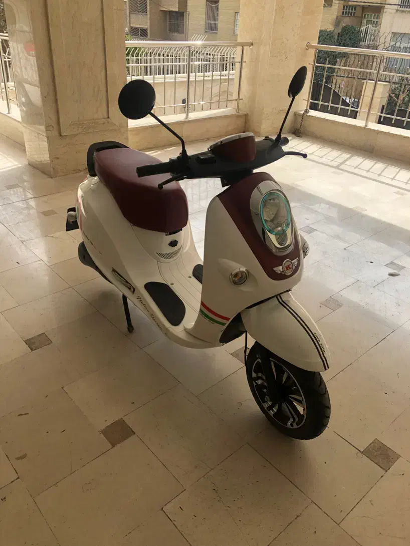 موتور برقی مدل ES2 وسپایی پلاک ملی|موتورسیکلت|تهران, فاطمی|دیوار