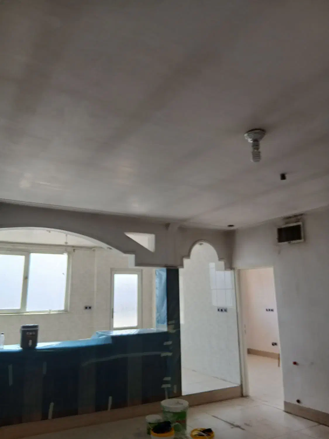 نقاشی ورنگ کاری ساختمان|خدمات پیشه و مهارت|خرمآباد, |دیوار