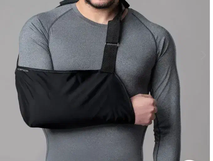 آتل دست|آرایشی، بهداشتی، درمانی|فولادشهر, A3|دیوار