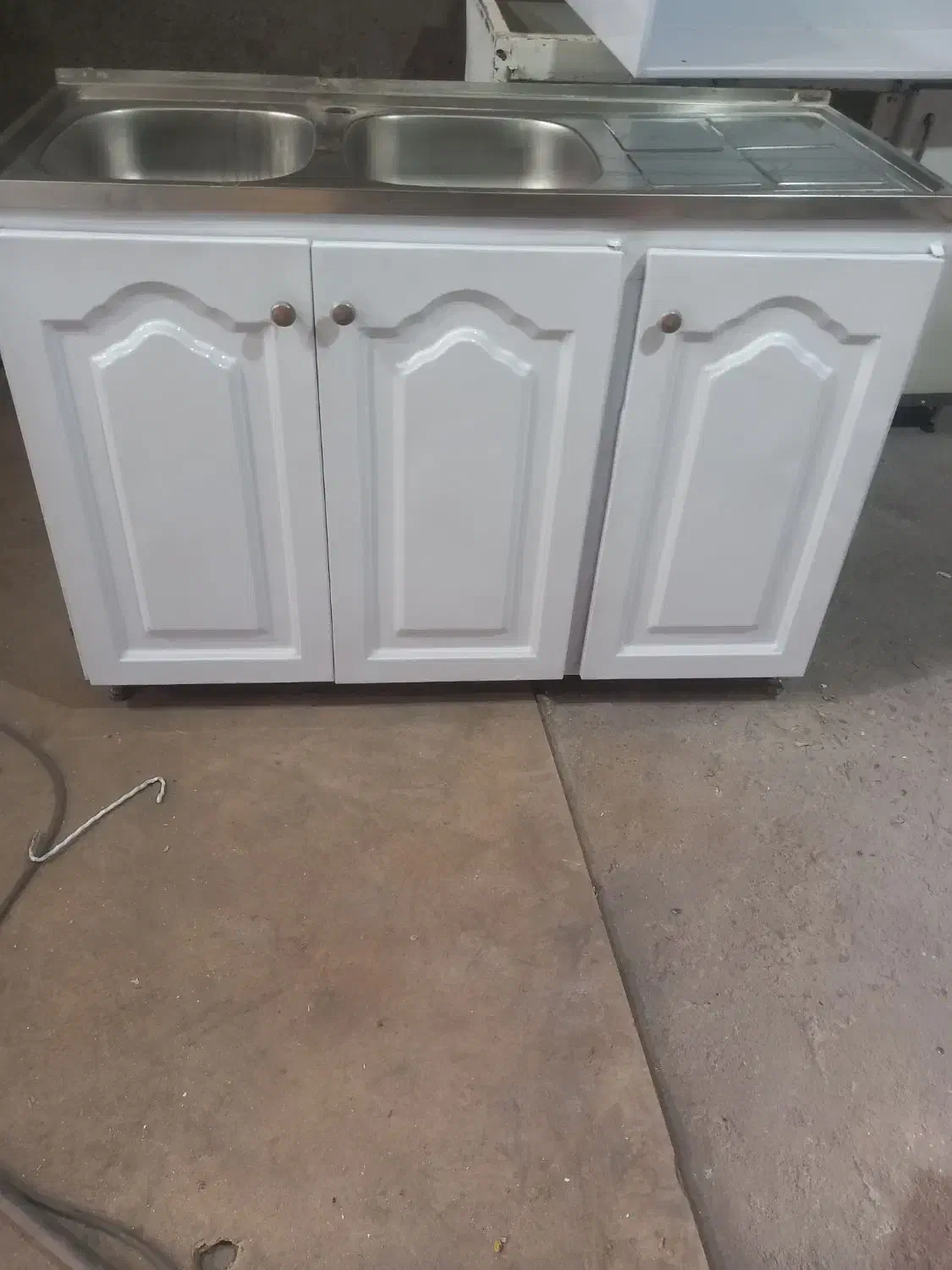 ظرفشویی و کابینت|مصالح و تجهیزات ساختمان|تاکستان, |دیوار