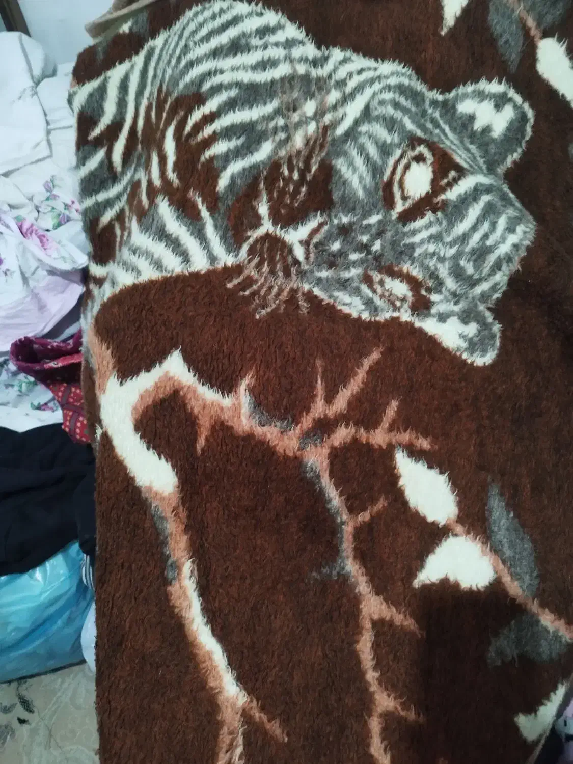 پتو  لهاف  تشک سالم تمیز زیبا|رختخواب، بالش، پتو|قزوین, |دیوار