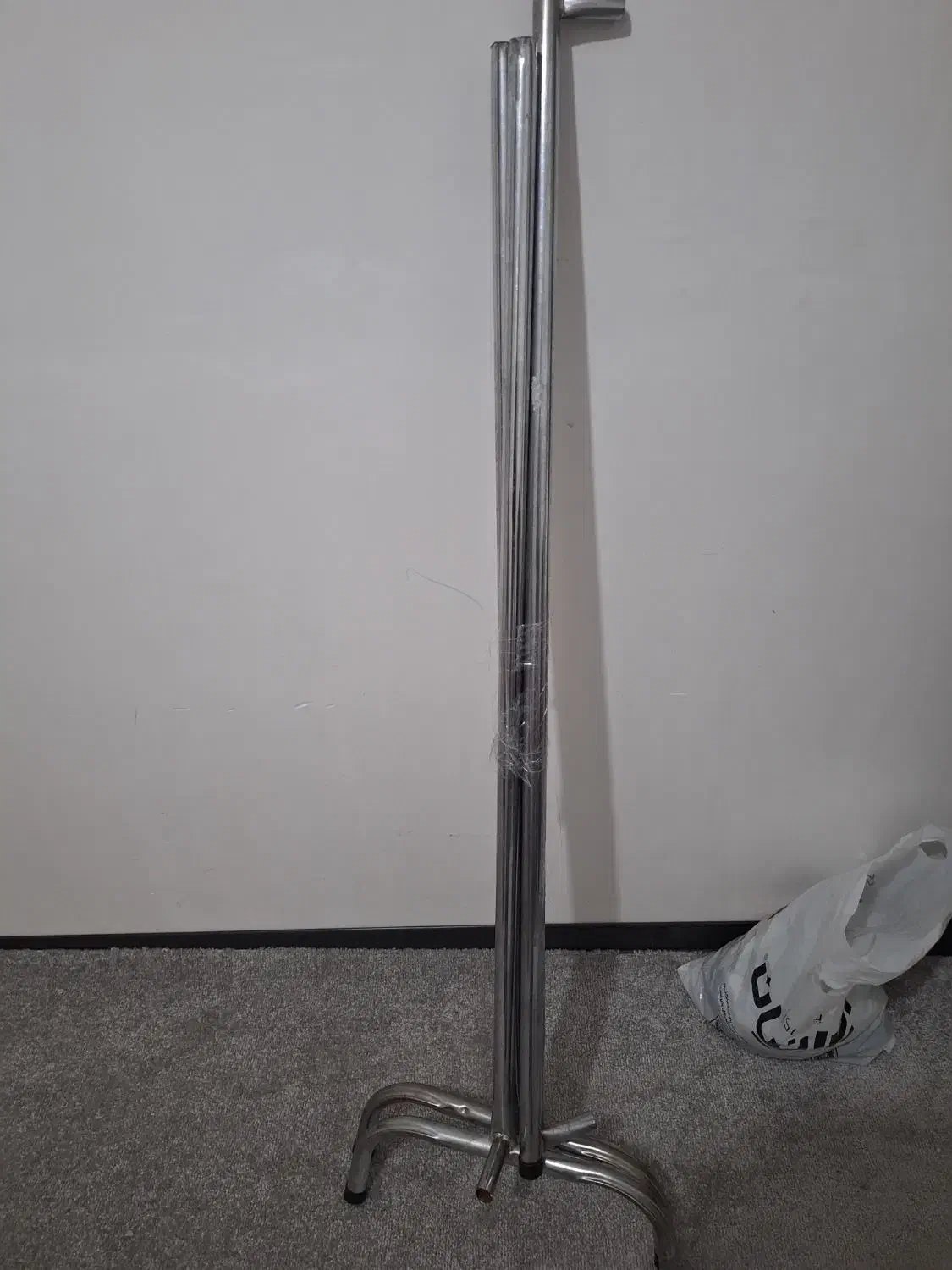 رخت آویز نونو رگال جدا|بندرخت و رخت‌آویز|مسجد سلیمان, |دیوار