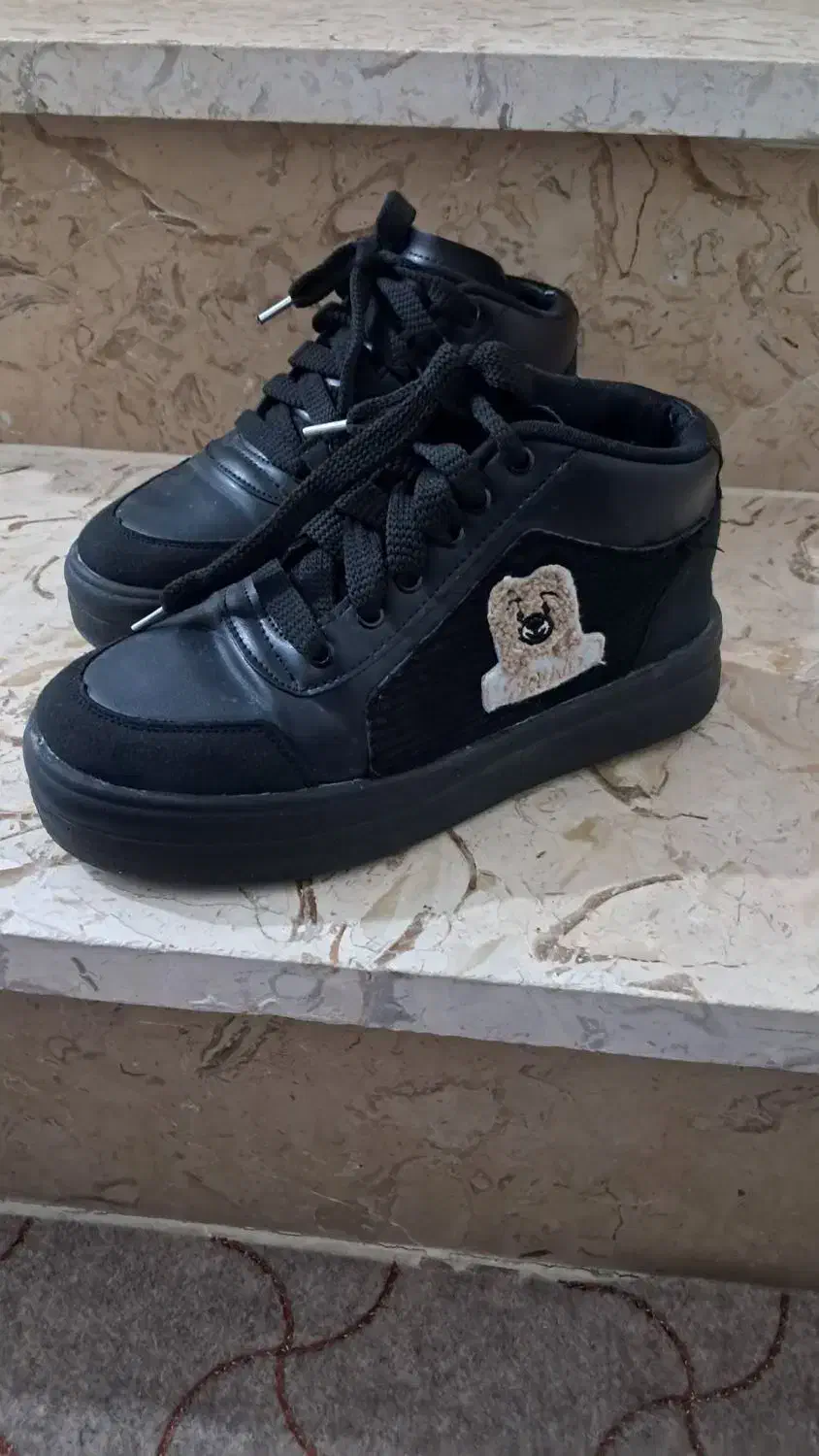 کفش|کیف، کفش، کمربند|بیجار, |دیوار