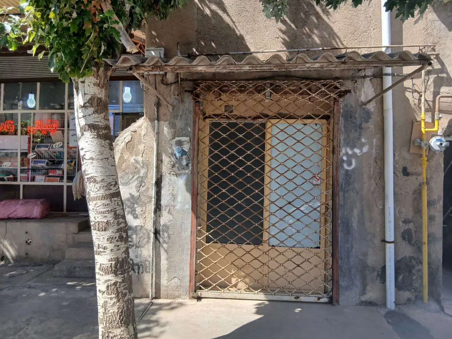 اجاره مغازه تجاری سنگبران|اجارهٔ مغازه و غرفه|سقز, |دیوار