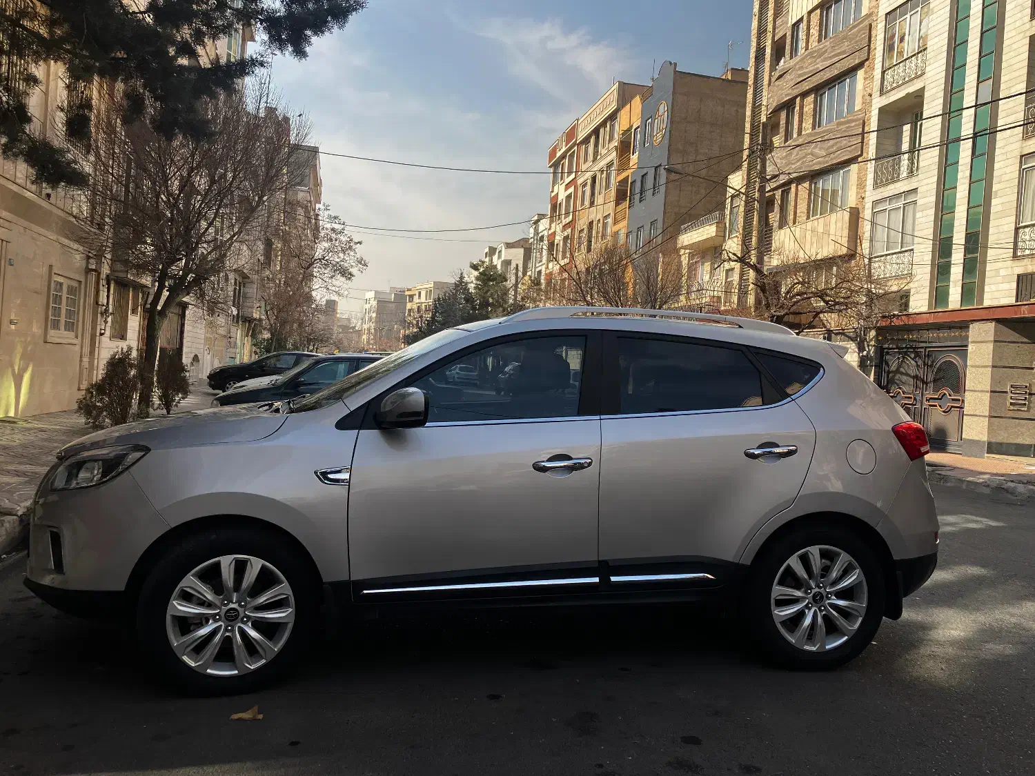 جکاس فایو فوق العاده تمیز|خودرو سواری و وانت|تهران, جنتآباد مرکزی|دیوار