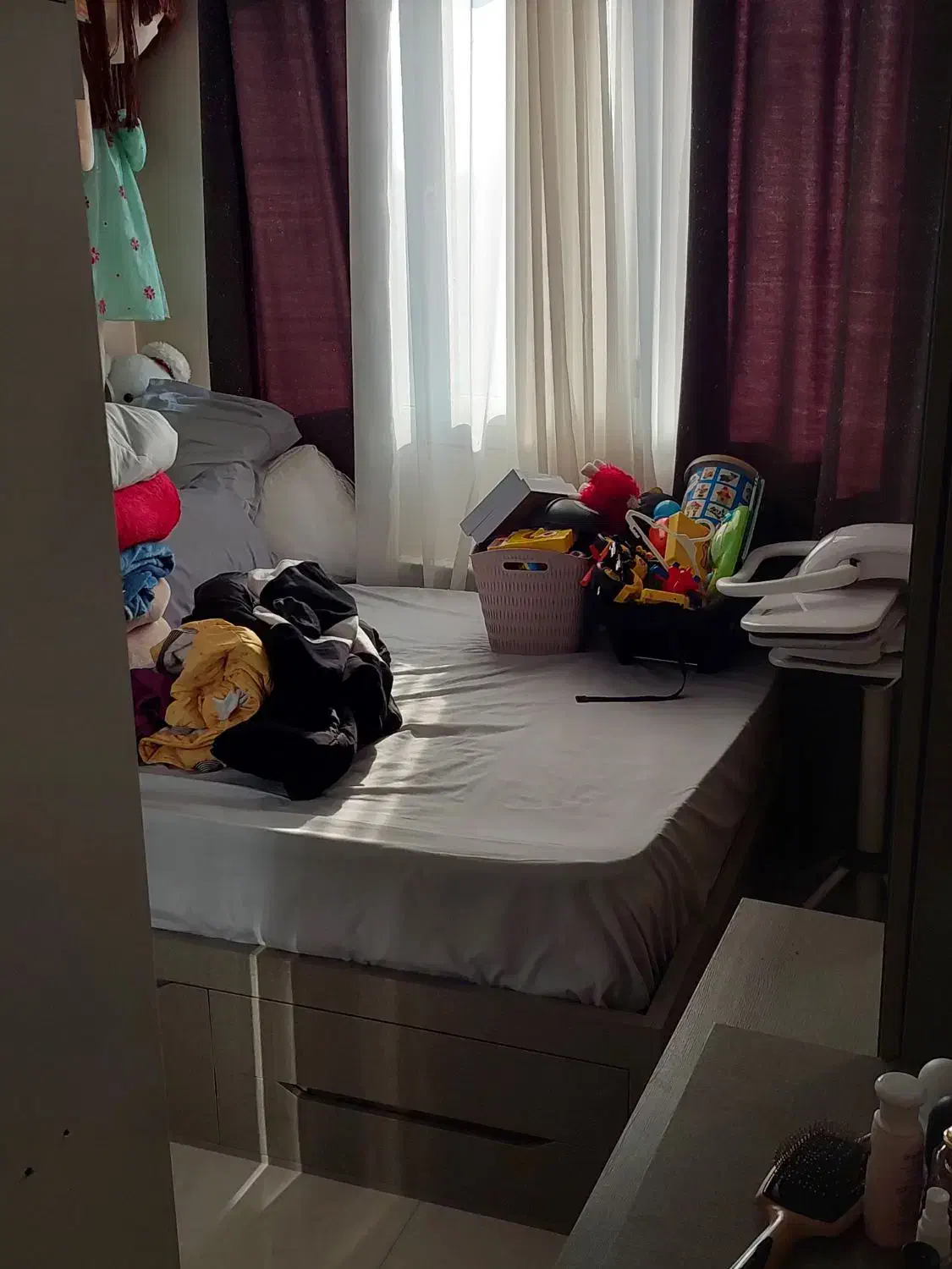 ۵۳ متر یک خواب پاسدار گمنام و آهنگ