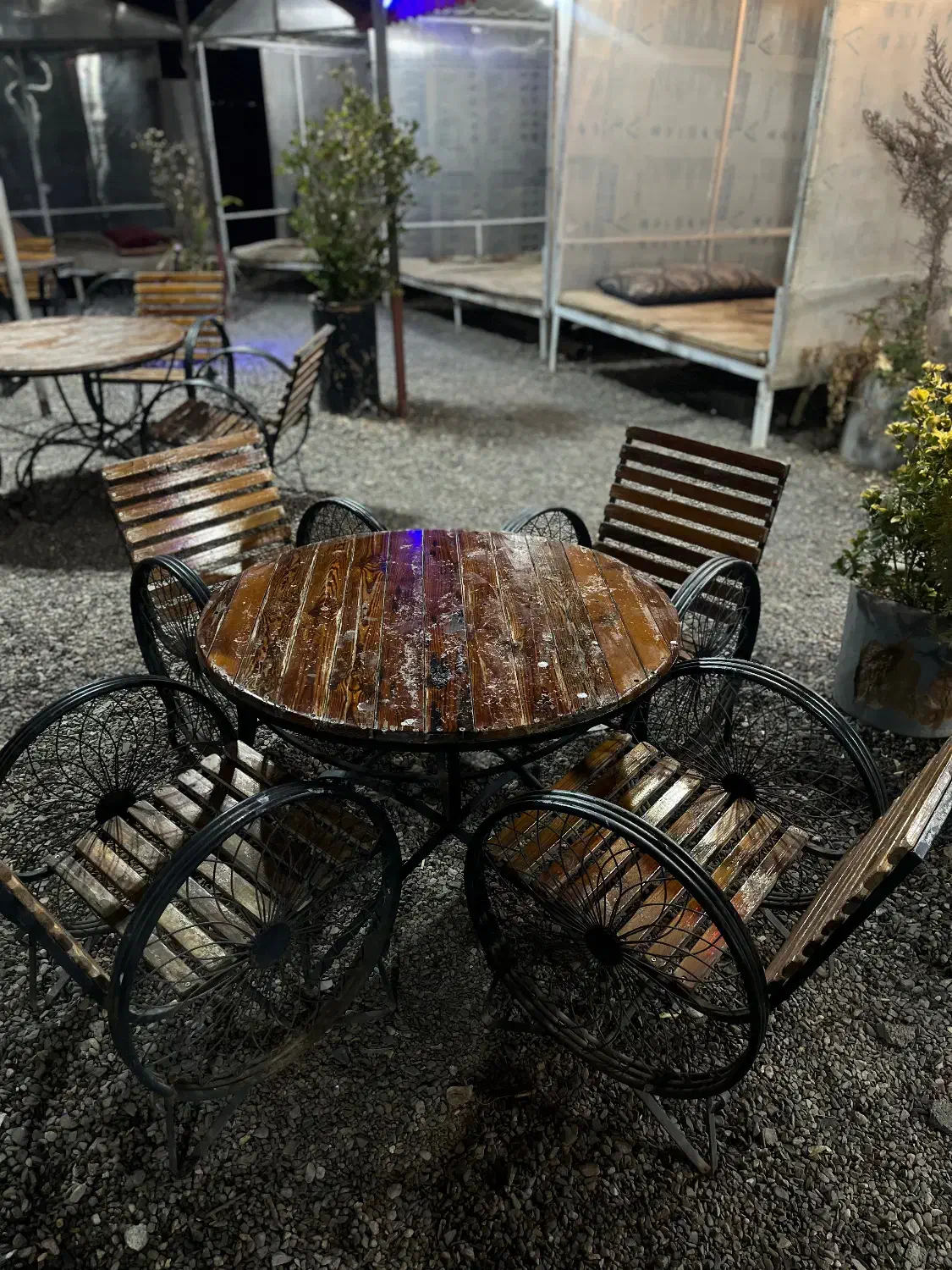 میزو صندلی چوبی|میز و صندلی غذاخوری|تربت جام, میان جام|دیوار