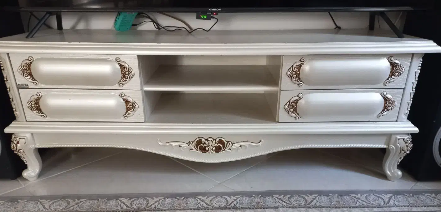 میزتی وی سالم وتمیز|میز تلویزیون|بهارستان, |دیوار