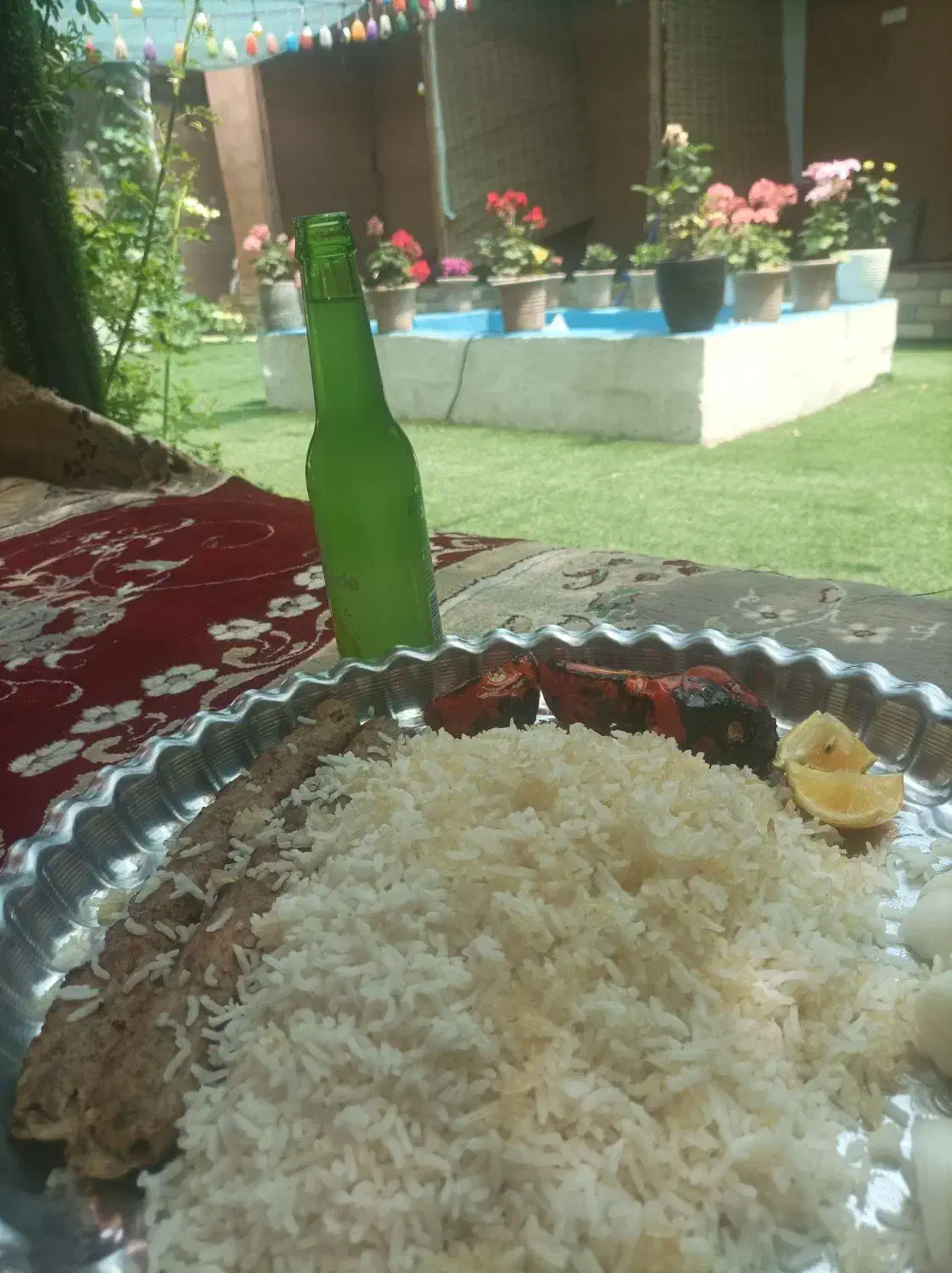 صرف غذا در محیطی زیبا با قیمت مناسب|خدمات پذیرایی، مراسم|مرودشت, استادیوم‎|دیوار