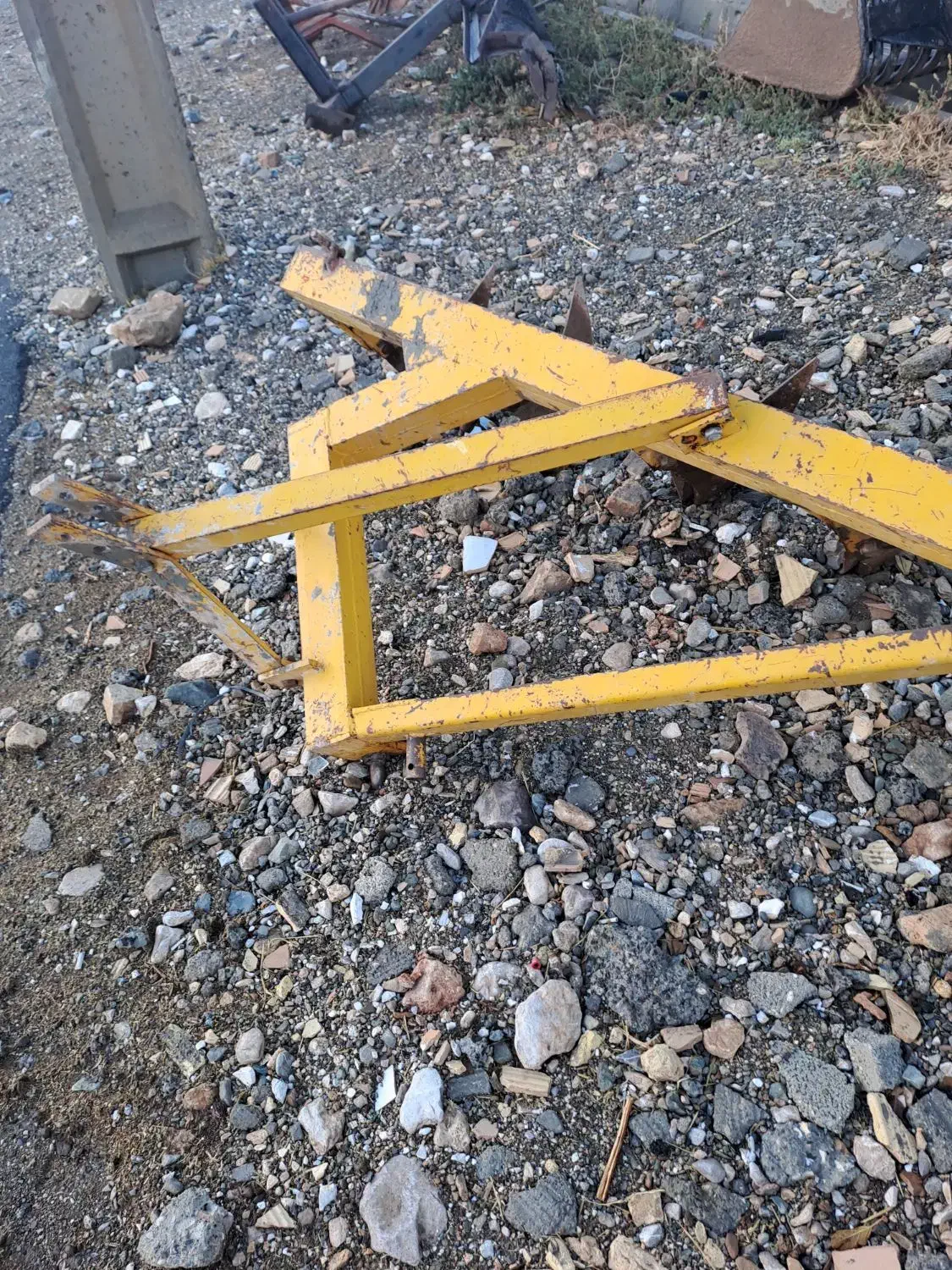 تعدادی لوازم کشاورزی|ماشینآلات صنعتی|زرین دشت (همدان), |دیوار