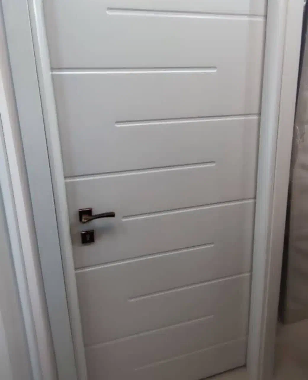 نصاب درب ضد سرقت وضد حریق ودرب چوبی|خدمات پیشه و مهارت|قم, حنیف نژاد|دیوار