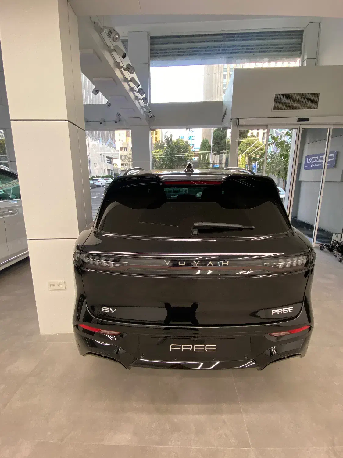 وویا فری|خودرو سواری و وانت|تهران, امجدیه (خاقانی)|دیوار