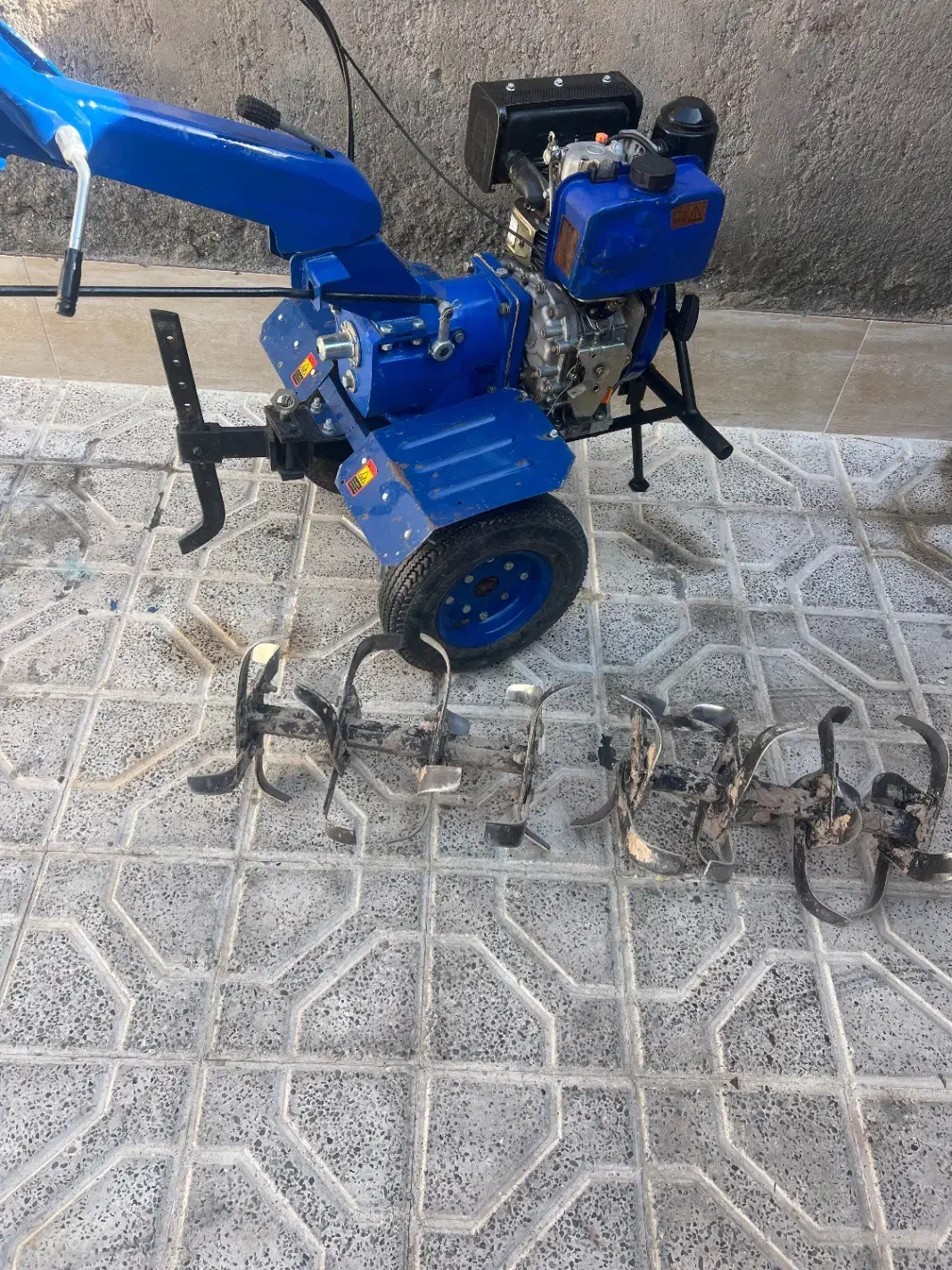 تیلرهفت اسب 178fگازوئیلی سالم|ماشینآلات صنعتی|مه ولات, |دیوار