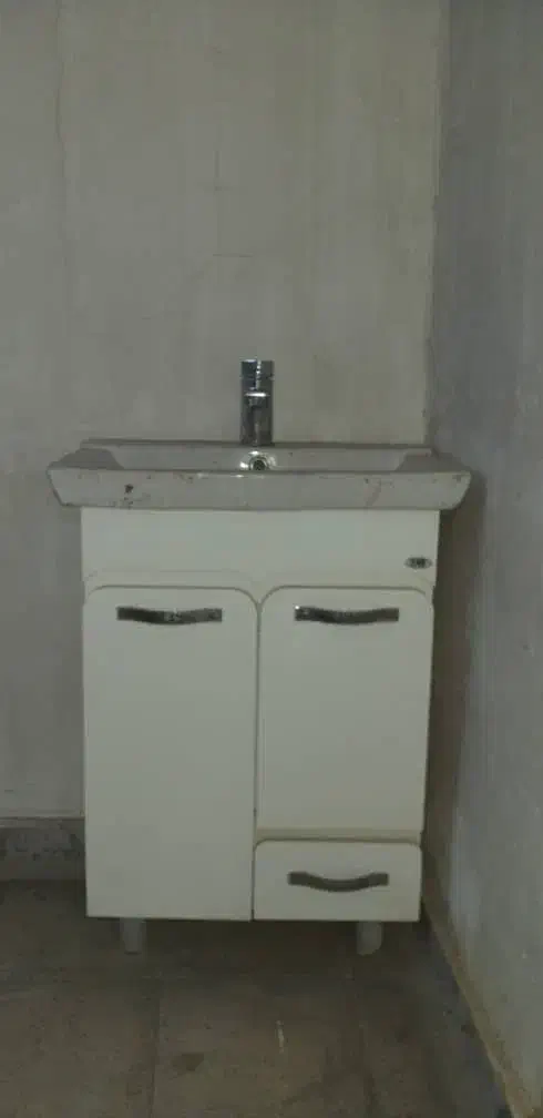 روشویی|لوازم سرویس بهداشتی|اندیشه, اندیشه فاز ۱|دیوار