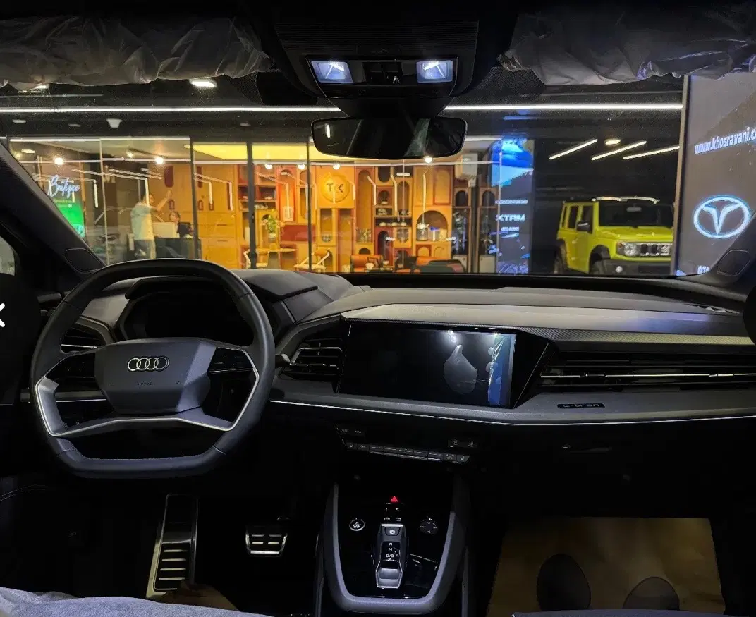 Audi q5 فول۲۰۲۵|خودرو سواری و وانت|تهران, حکمت|دیوار