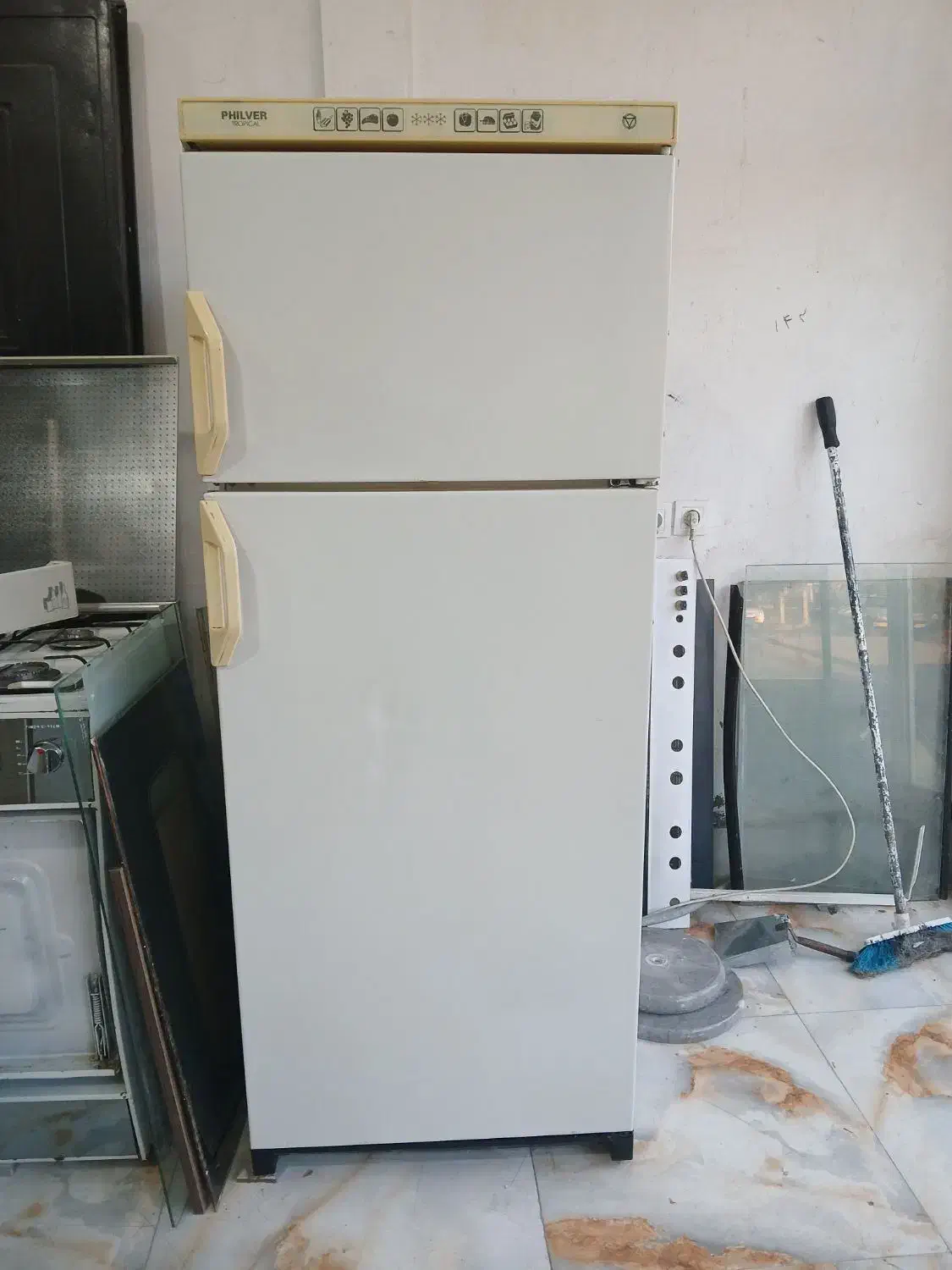 یخچال فیلور تمیز درحد صفرصفر|یخچال و فریزر|شاهین دژ, |دیوار