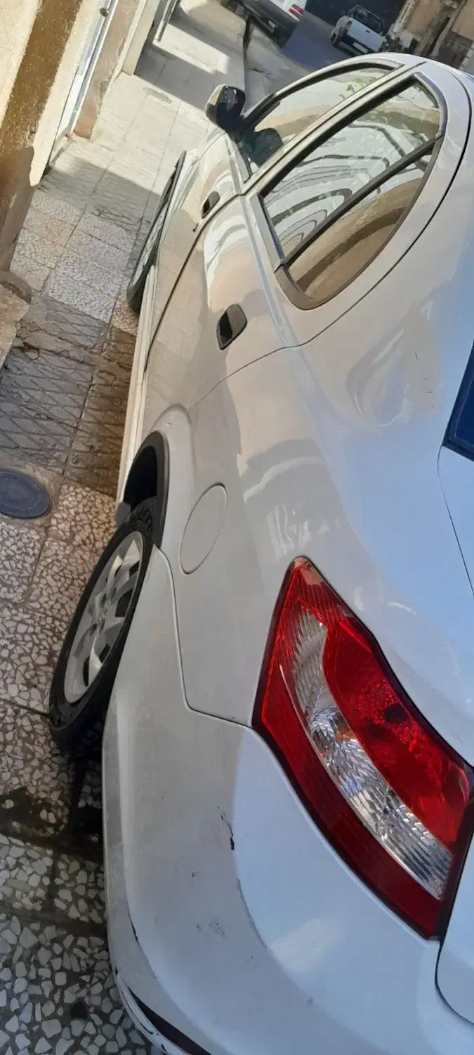 ماشین ساینا ۹۶|خودرو سواری و وانت|قم, شاه ابراهیم|دیوار