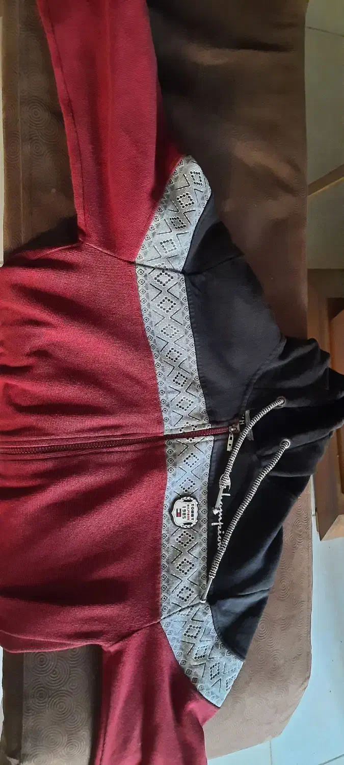 ژاکت زمستونی تو موهر مشکی خیلی کم پوشیده شده|لباس|قزوین, |دیوار