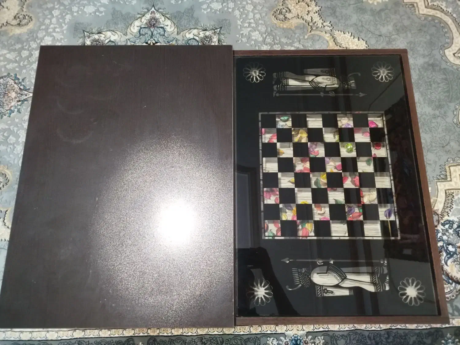 جلو مبلی با میز عسلی کارکرده|مبلمان خانگی و میز عسلی|نظرآباد, رسالت|دیوار