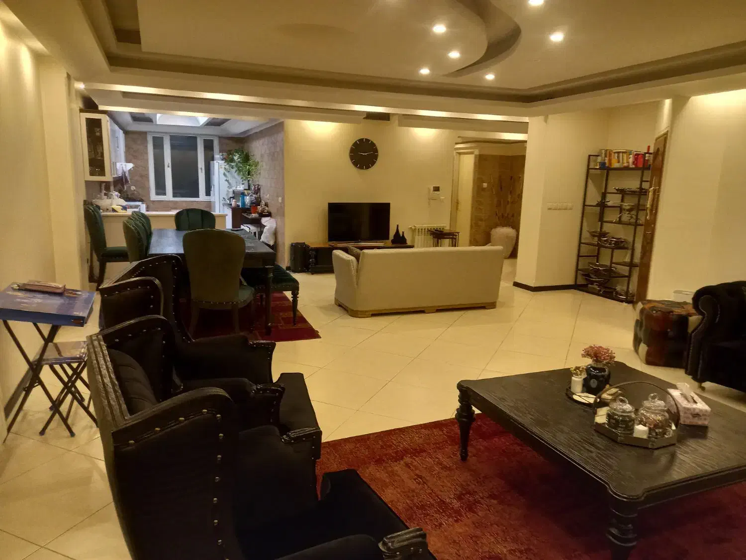 کاشانک/خیابان صبوری/۱۲۳ متر/آرام و مشجر|فروش آپارتمان|تهران, کاشانک|دیوار