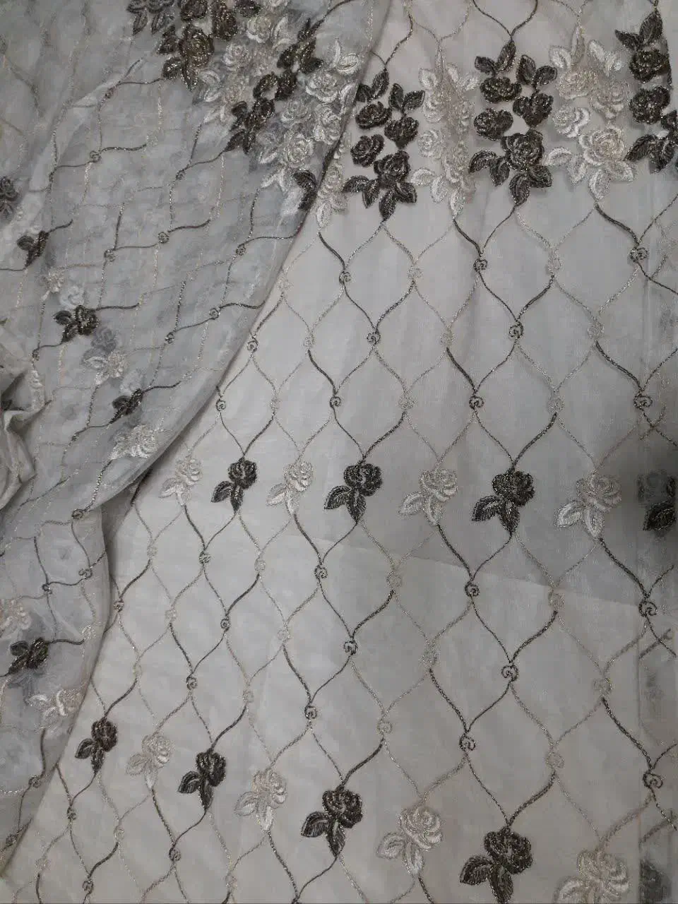 پرده تور گلدار|پرده، رانر، رومیزی|کاشان, حاج جمال|دیوار