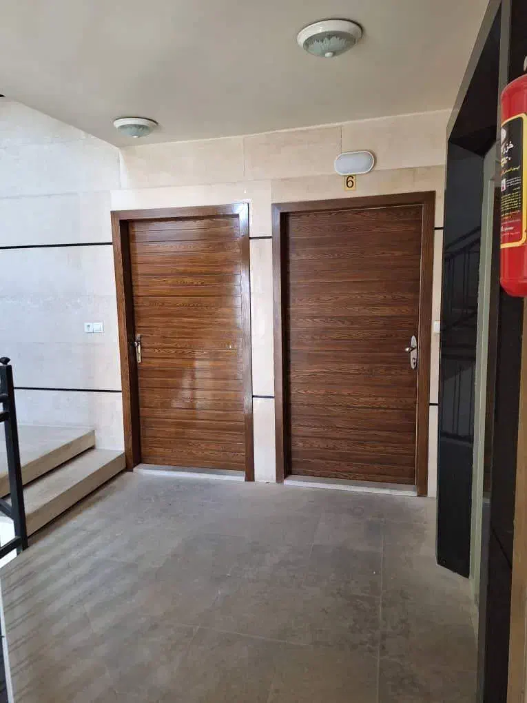 آپارتمان سه خوابه مناسب مطب و دفتر کار|فروش دفتر کار، اتاق اداری، مطب|اصفهان, شهید رجایی|دیوار