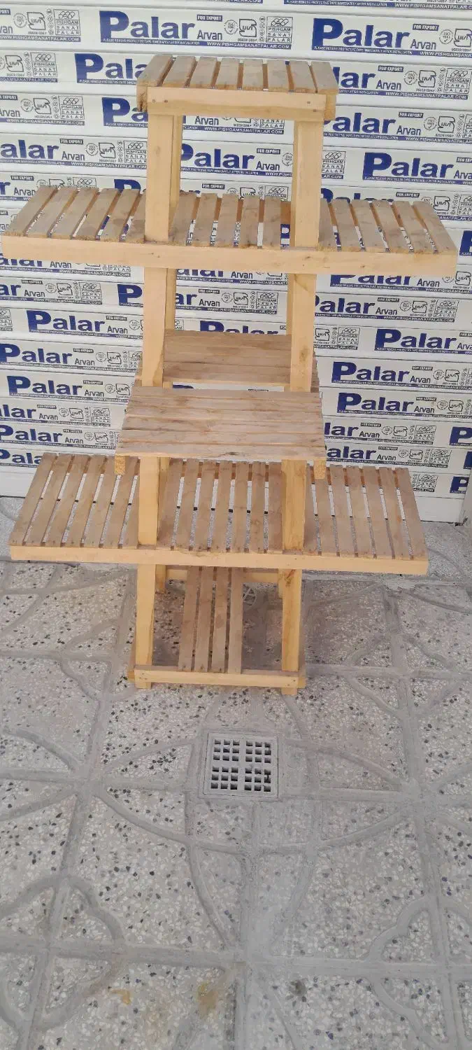 پایه گلدان|میز و صندلی غذاخوری|تربت‌حیدریه, باغ سلطانی|دیوار