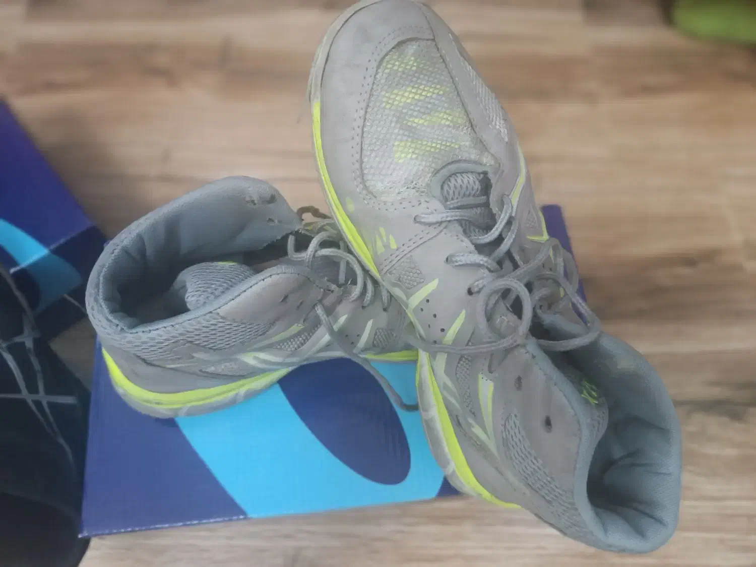 کفش (بسکتبال،والیبال) سایز ۳۹|ورزش‌های توپی|سمنان, |دیوار