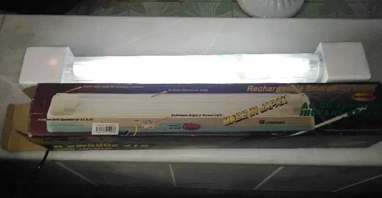 لامپ اضطراری فلورسنت STARDUST ژاپن|لامپ و چراغ|یزد, |دیوار