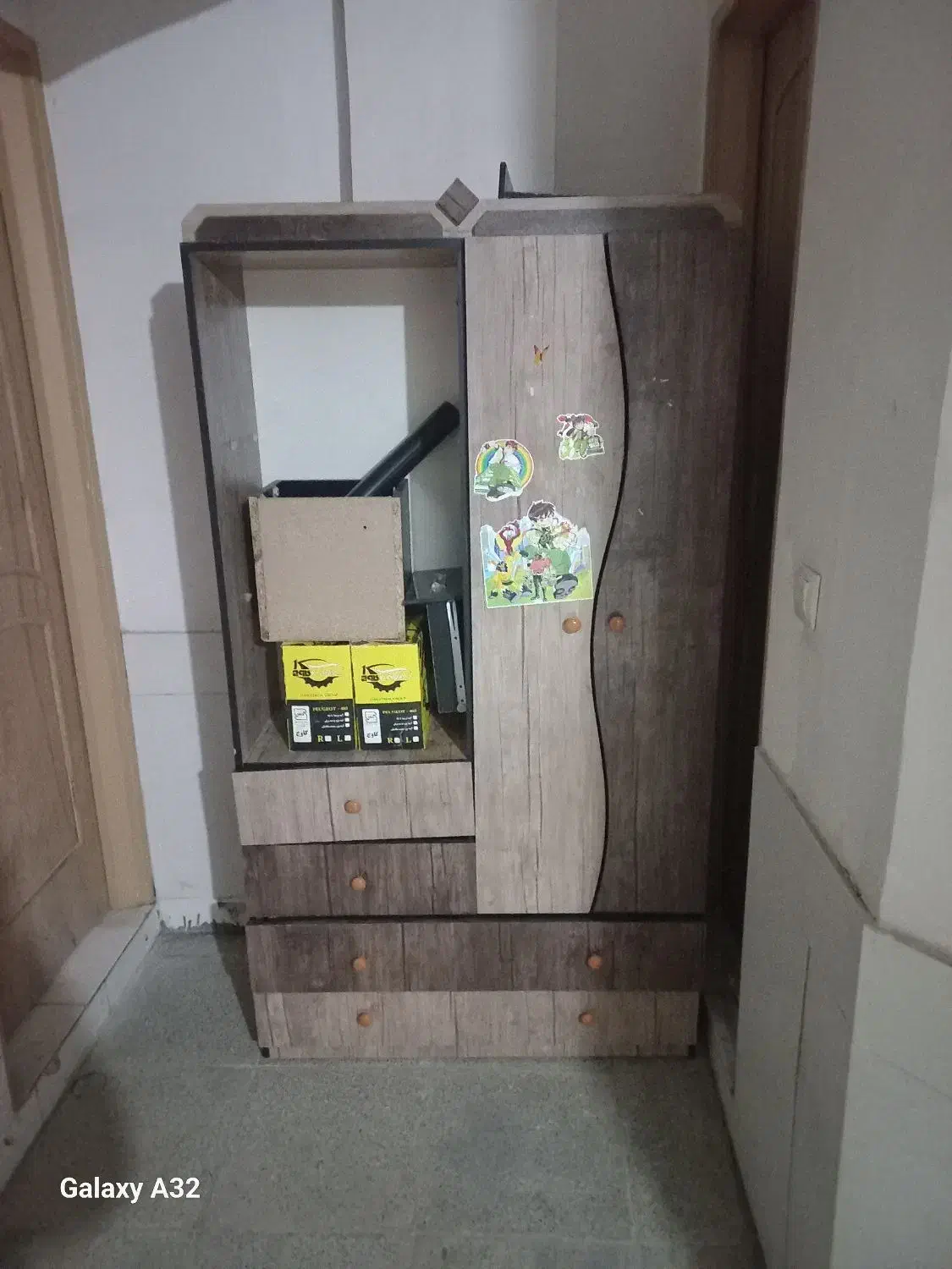 فروش کمد بچه|جاکفشی، کمد، دراور|بروجن, |دیوار