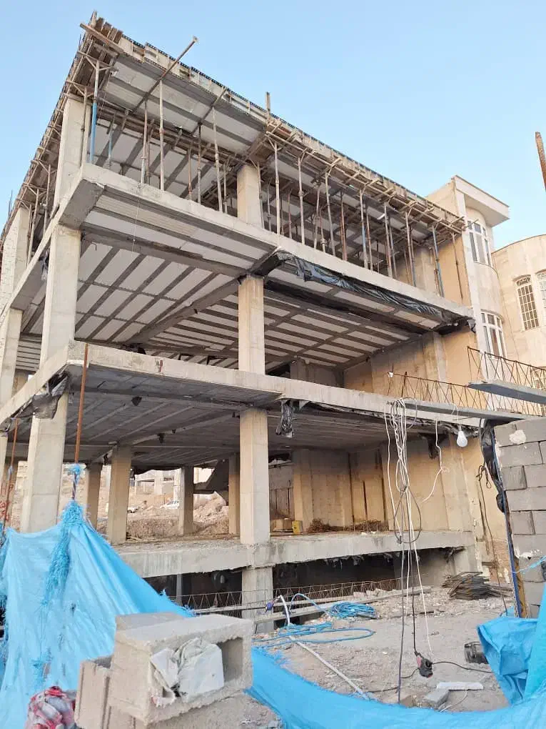 پیش فروش استثنایی باقیمت مناسب بهترین فرصت خرید|پیشفروش املاک|صدرا-فارس, فاز ۱|دیوار