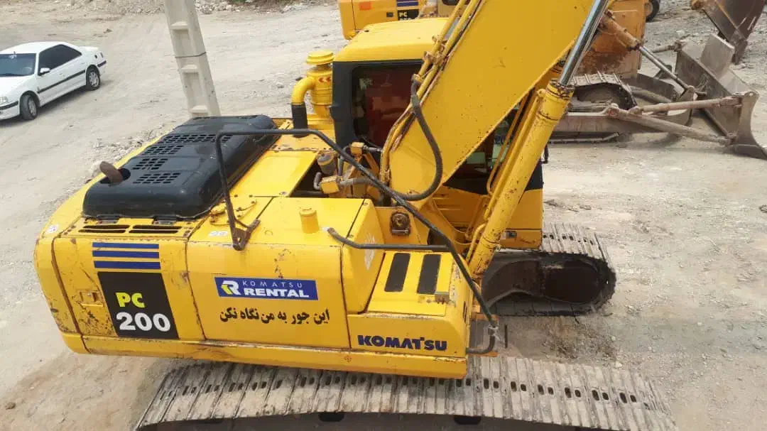بیل۲۰۰خط ۷کوماتسواصل ژاپن|خودرو سنگین|بندر کنگان, |دیوار