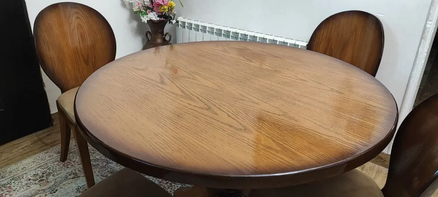 میز غذاخوری ۴ نفره گرد، ۱۱۰ در ۱۱۰|میز و صندلی غذاخوری|رشت, باهنر|دیوار