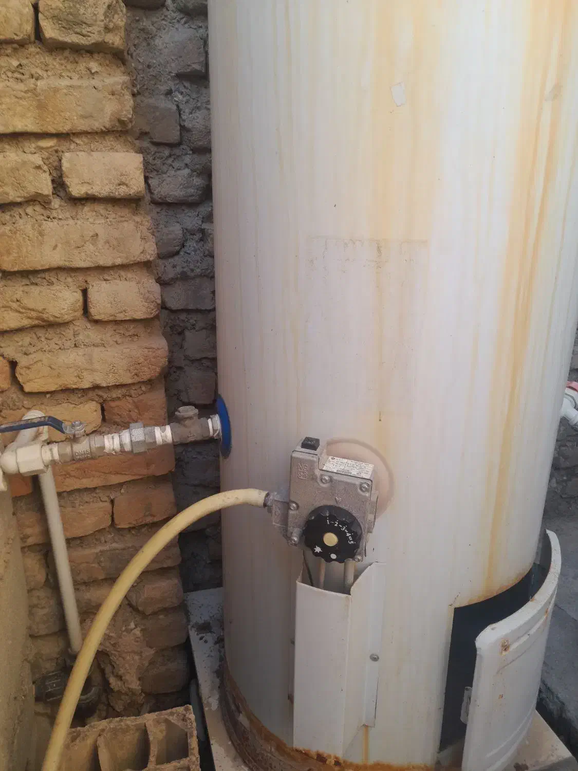 آبگرم قدی ۶۰ لیتری|آبگرمکن، پکیج، شوفاژ|گرگان, |دیوار