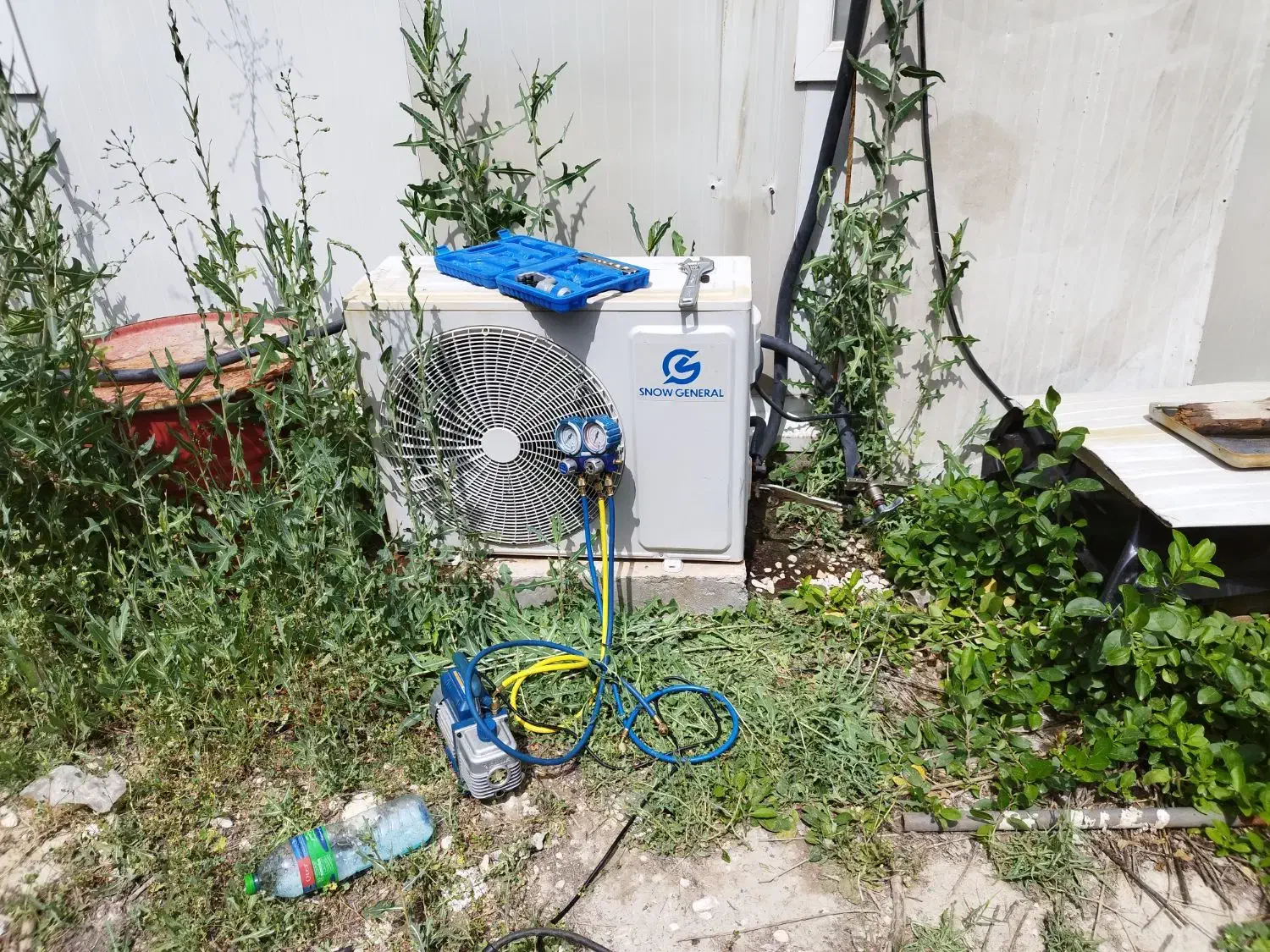 نصب تعمیر سرویس انواع کولر های گازی ایستاده/اسپلیت|خدمات پیشه و مهارت|بندر کنگان, |دیوار