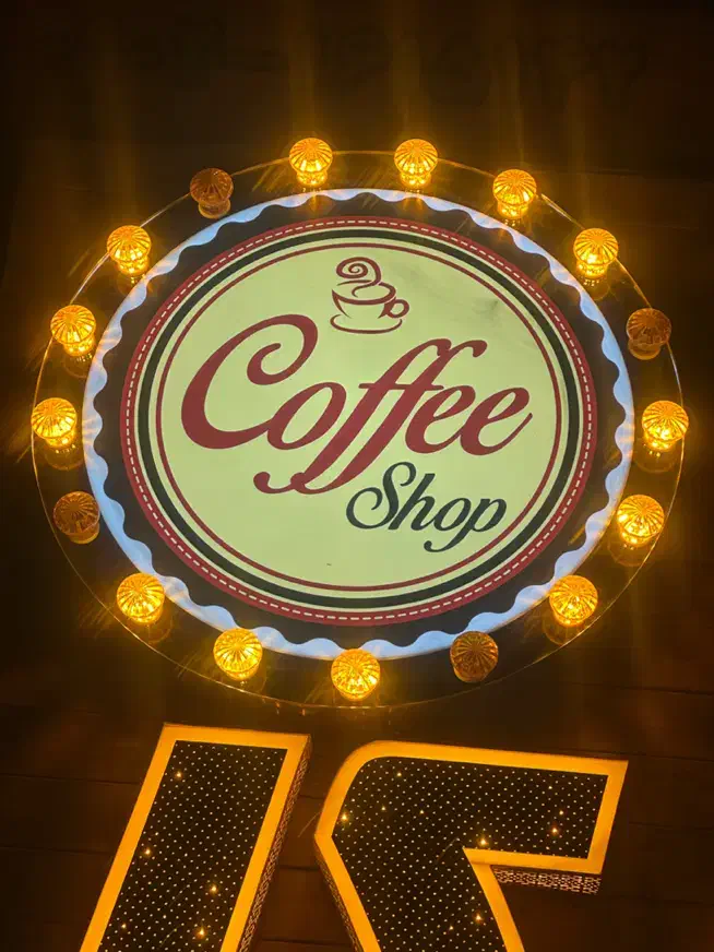 نیرو نظافت جهت کار در کافه|استخدام سرایداری و نظافت|پیشوا, |دیوار