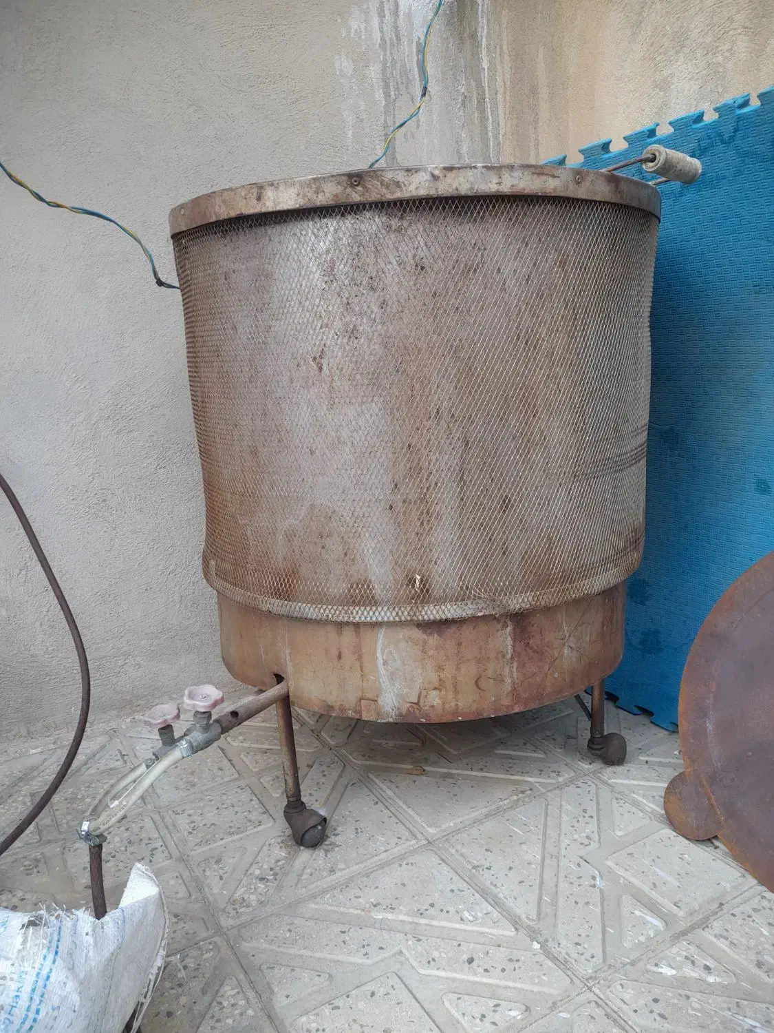 تنور بزرگ|اجاق گاز و لوازم برقی پختوپز|سنندج, |دیوار