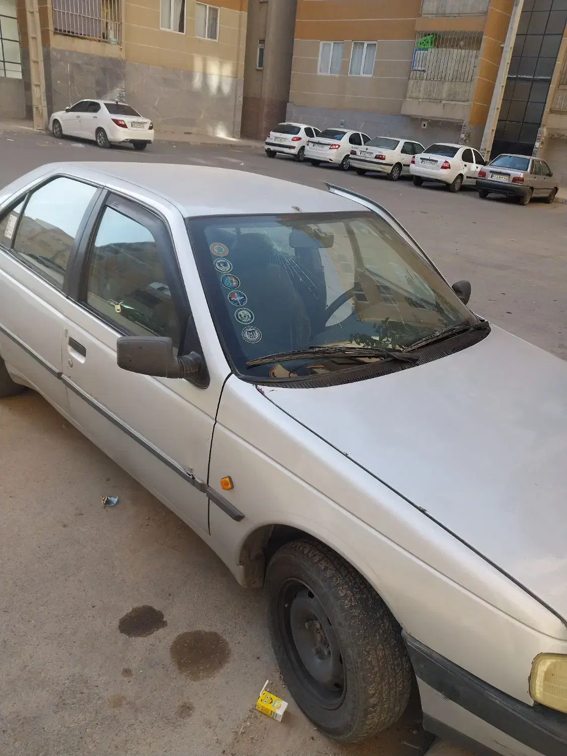 پژو405مدل88|خودرو سواری و وانت|محمدیه-قزوین, |دیوار