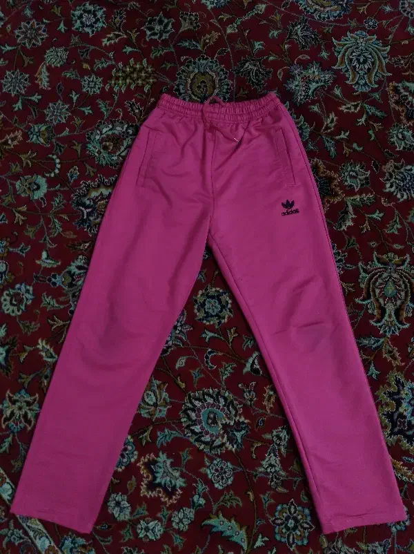 ست های ورزشی دخترانه و کفش اسپرت|لباس|مشهد, گلبرگ شمالی|دیوار