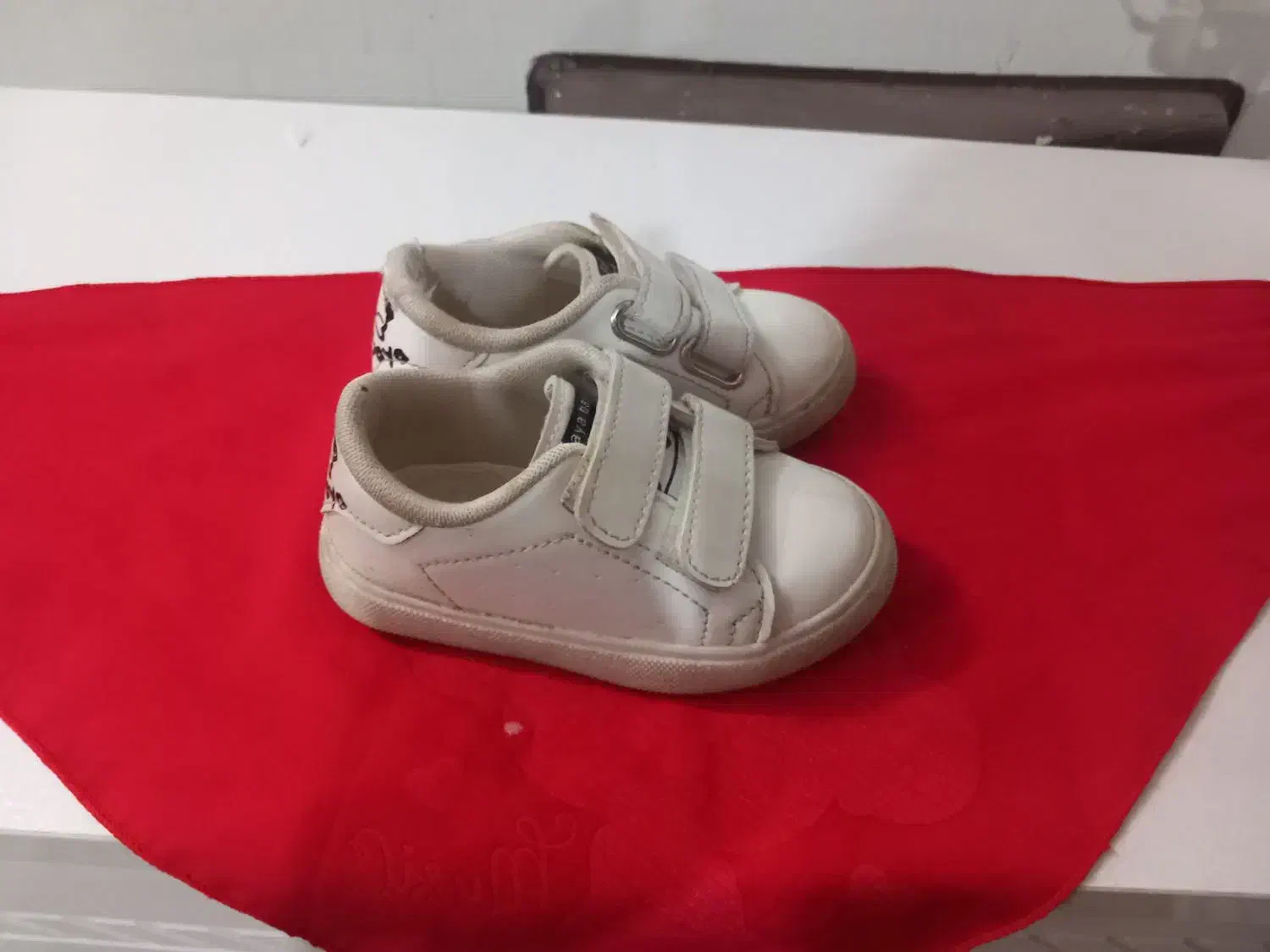 کفش سالم بچگانه|کفش و لباس بچه|ملکآباد, |دیوار