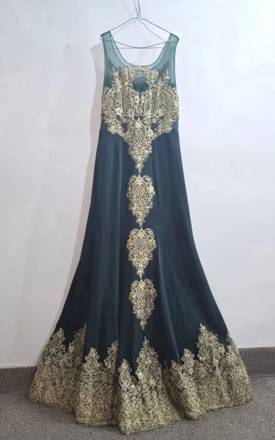 لباس مجلسی|لباس|بندر کنگان, |دیوار