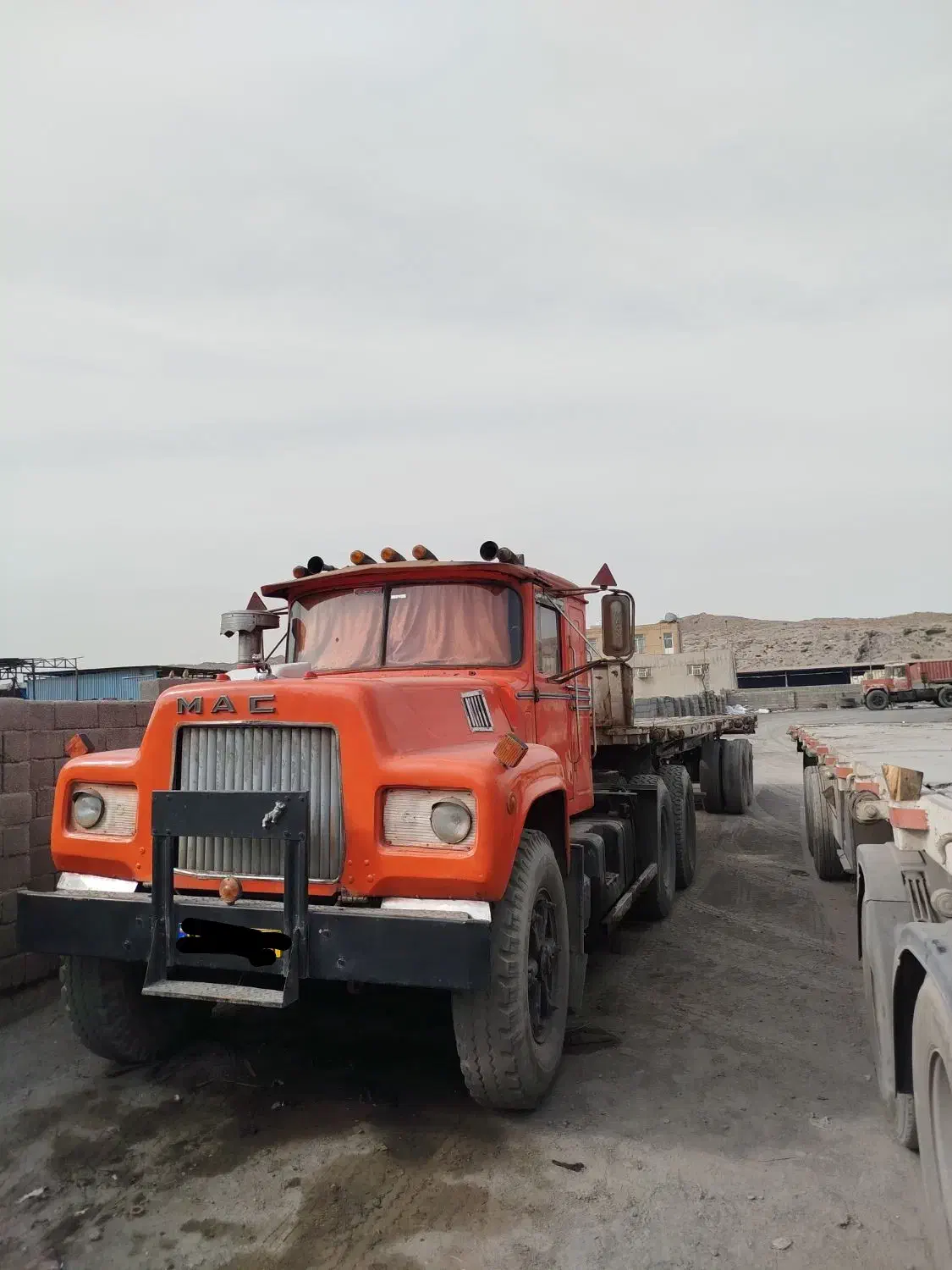 کشنده ماک مدل 1976|خودرو سنگین|بندرعباس, |دیوار